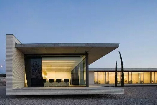 建筑設(shè)計中的虛實(shí)對比