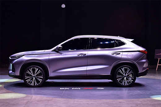 百花齊放的時(shí)代 自主品牌的品牌向上和設(shè)計(jì)突破